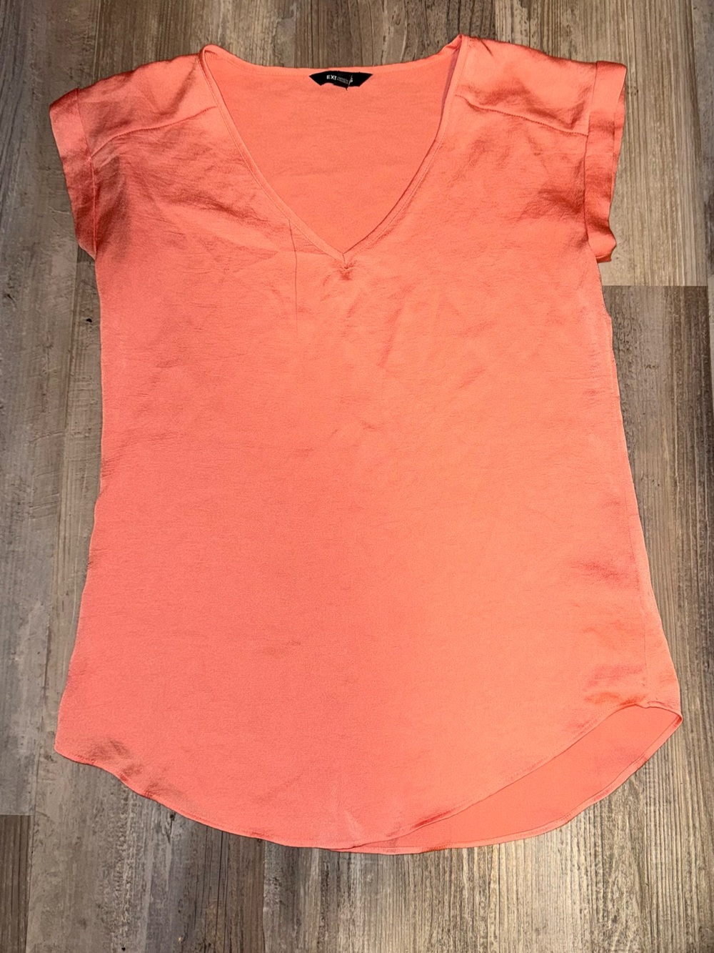 Express Women’s Blouse Sleeveless V-Neck Solid, Peach Size XS